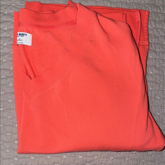 Old Navy Bright Coral V-Neck Pullover - Picture 6 of 6